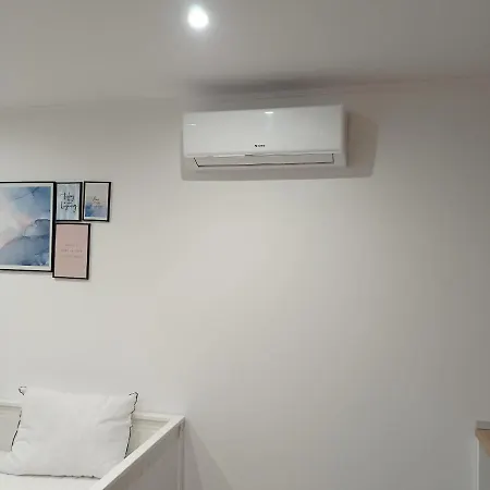 And Modern Emili Apartmán Split